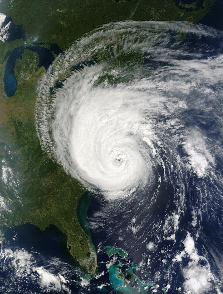hurricane-74031_1920